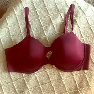 Lightly used VS T-shirt bra